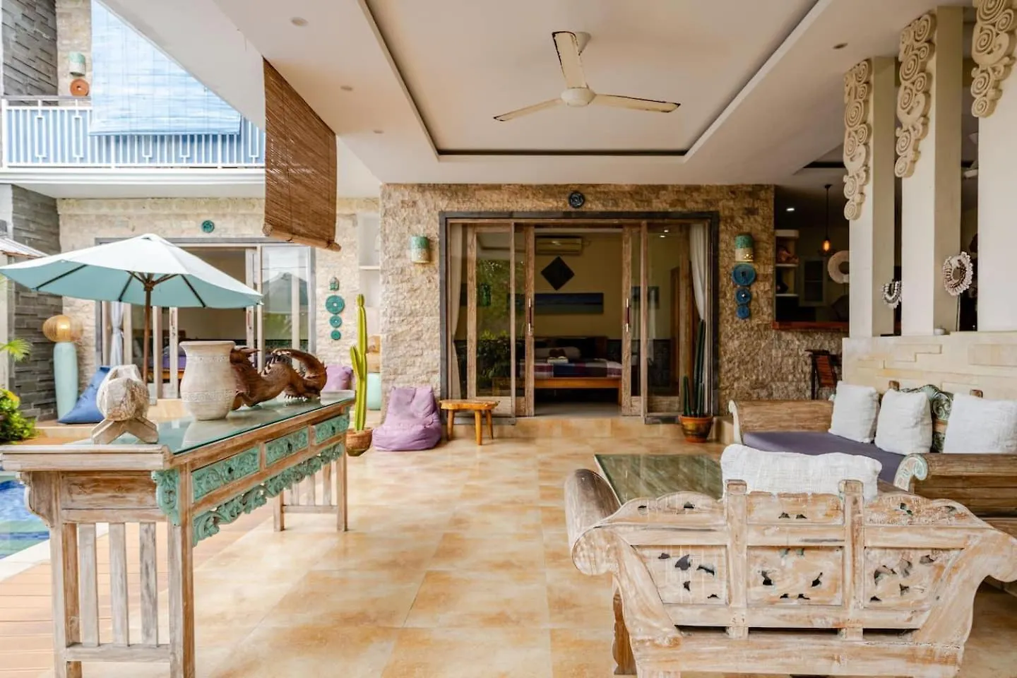 Villa Naga, Pool, Kitchen, Terace And Garden Kerobokan  Indonesia