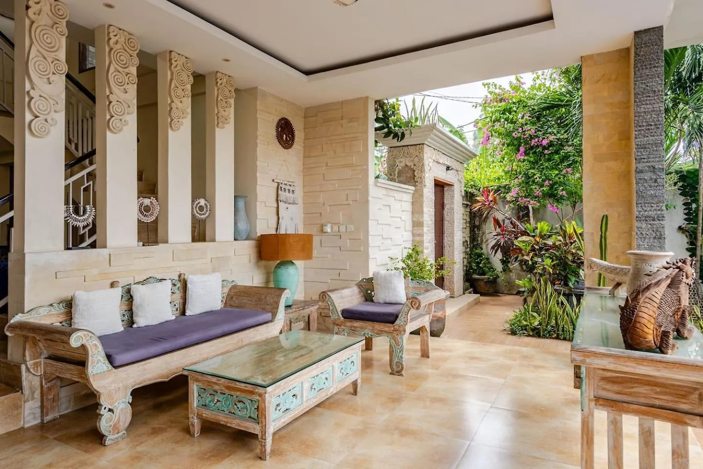 Villa Naga, Pool, Kitchen, Terace And Garden Kerobokan  Indonesia