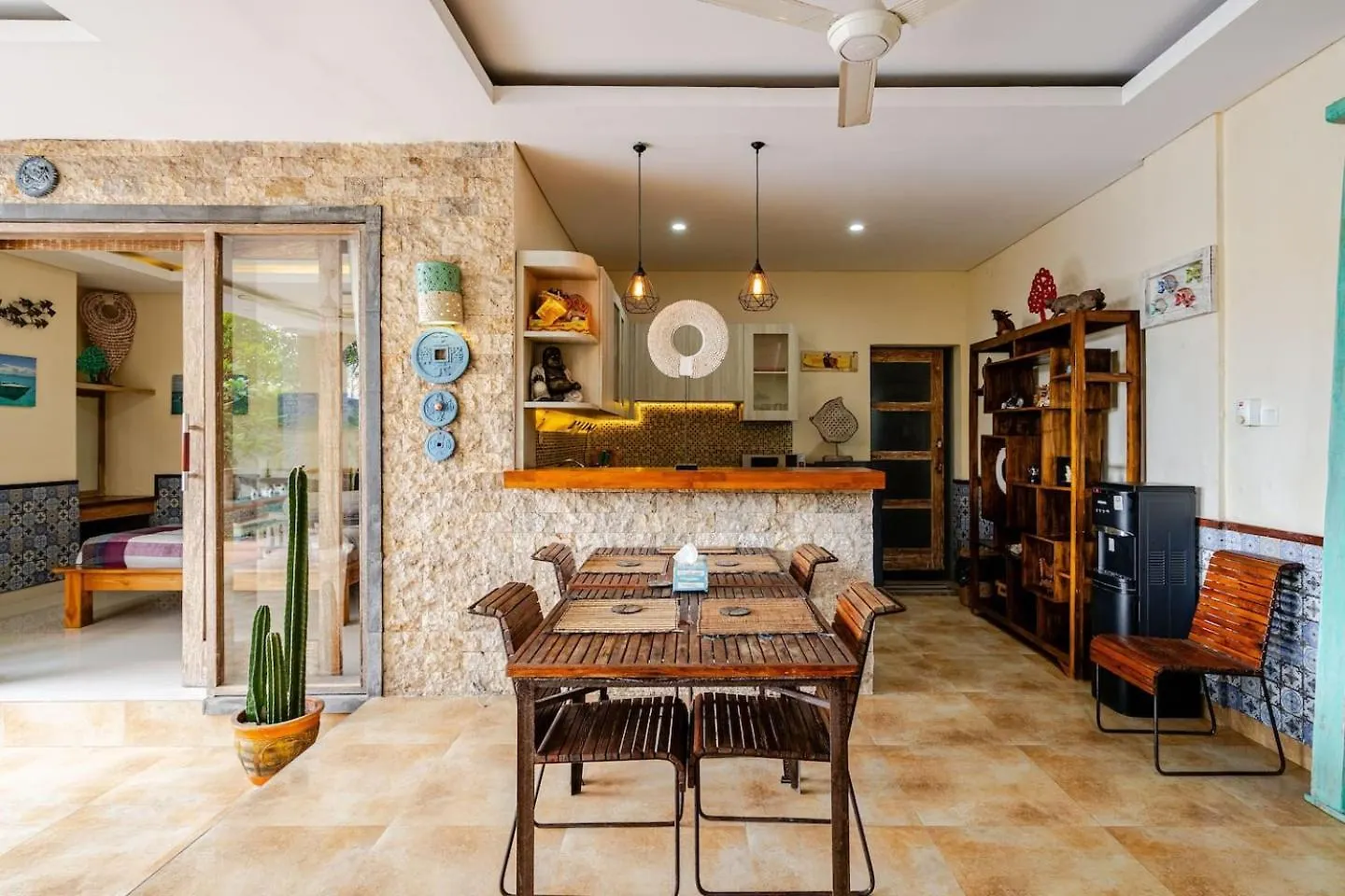 Villa Naga, Pool, Kitchen, Terace And Garden Kerobokan